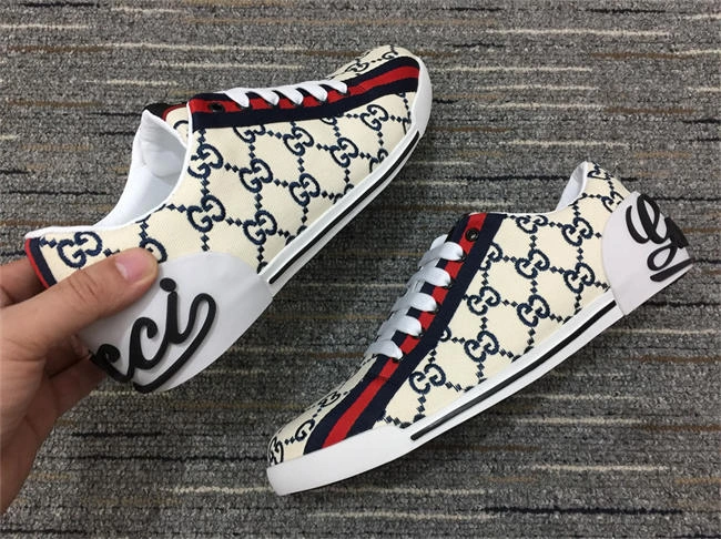 Affordable Gucci Low Top Sneaker 561