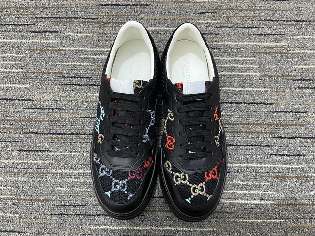 One Kick Gucci Low Top Sneaker Supportive 539