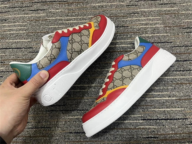 Soft Gucci Low Top Sneaker 541