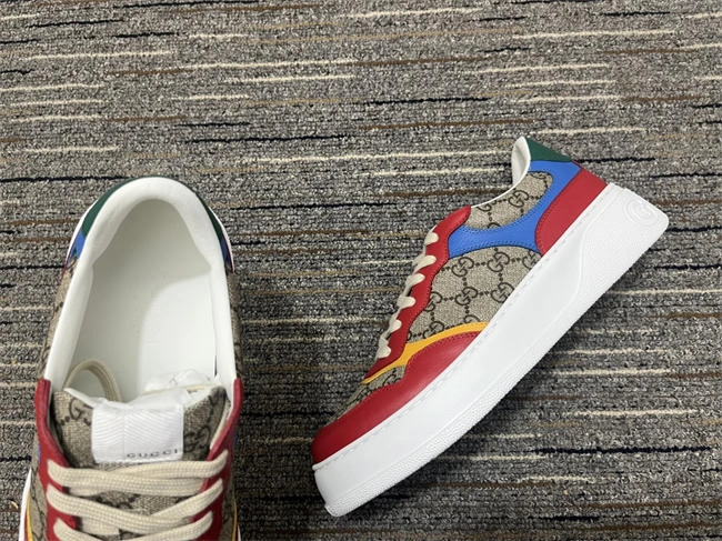 Soft Gucci Low Top Sneaker 541
