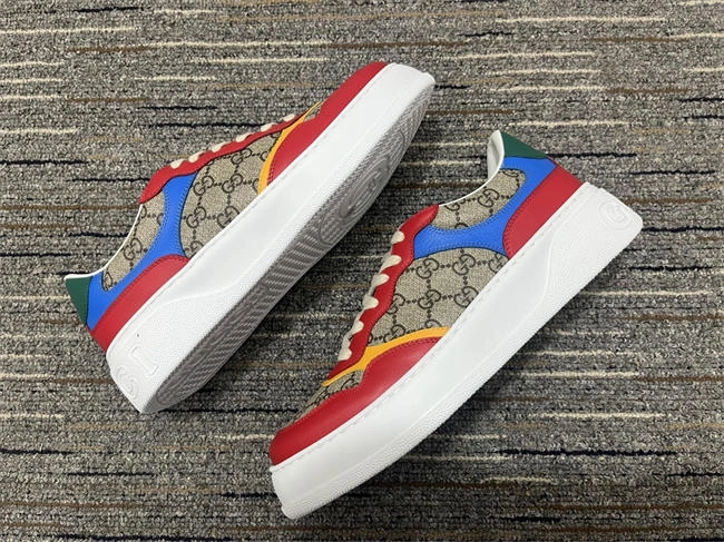 Soft Gucci Low Top Sneaker 541