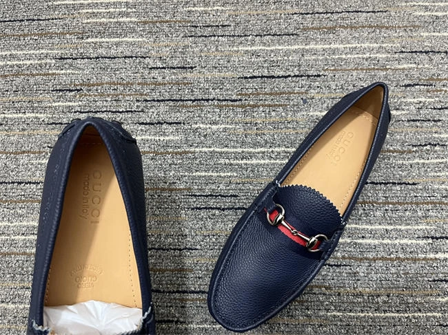 Compact Gucci Mocassin 305