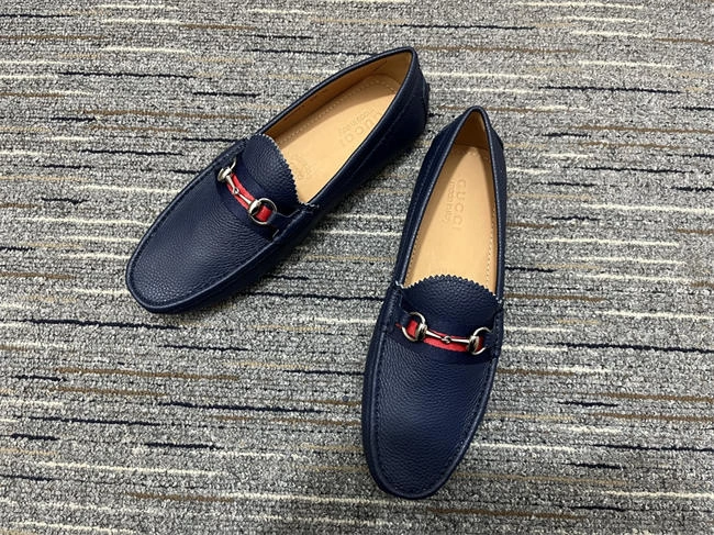 Compact Gucci Mocassin 305