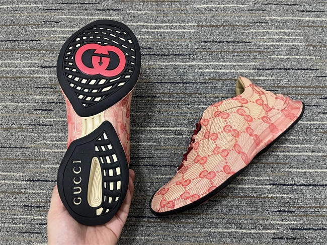 Trendsetting Gucci Rhyton Sneaker 260