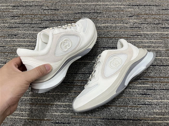 Vibrant Gucci Runners 90