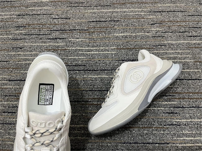 Vibrant Gucci Runners 90