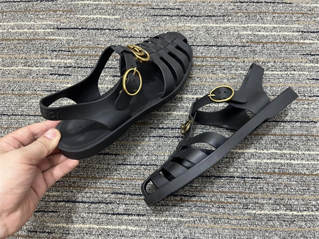 Gucci Sandals Effortless 358