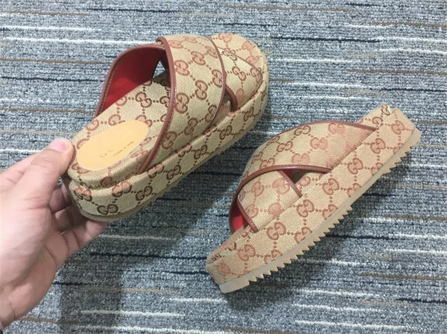 Neat Gucci Side Women 474