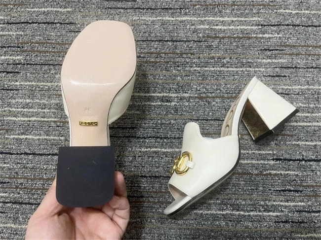 Gucci Side Women EyeCatching 494