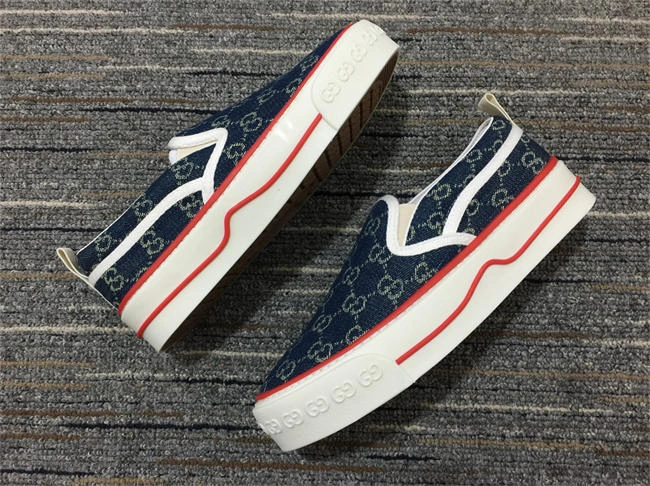Gucci Signature Slip-on Sneaker WellDesigned 289