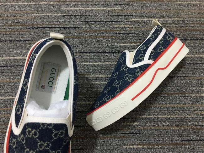 Gucci Signature Slip-on Sneaker WellDesigned 289