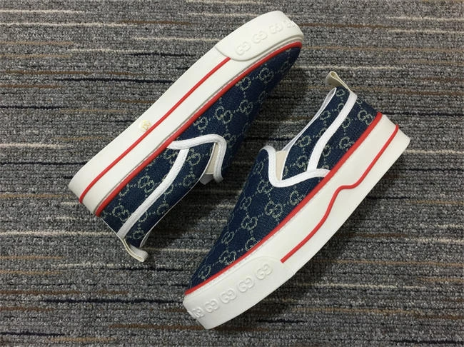 Gucci Signature Slip-on Sneaker WellDesigned 289