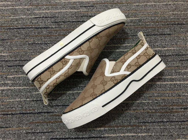 Repladies REP Gucci Signature Slip-on Sneaker WellDesigned 290