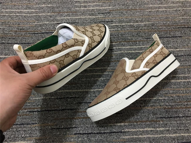 Repladies REP Gucci Signature Slip-on Sneaker WellDesigned 290