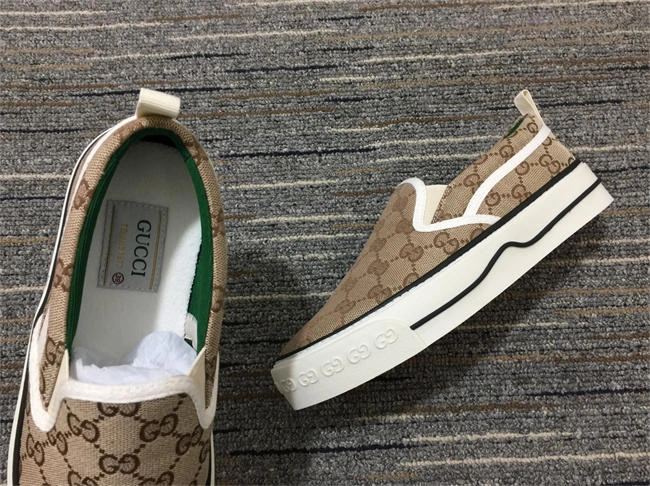 Repladies REP Gucci Signature Slip-on Sneaker WellDesigned 290