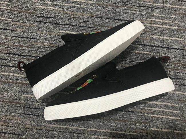 FS CHEAP Gucci Signature Slip-on Sneaker Functional 296