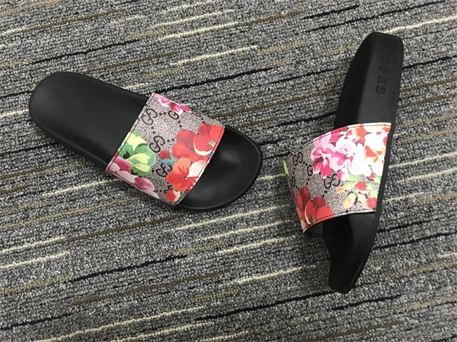 Gucci Slide Tailored 385