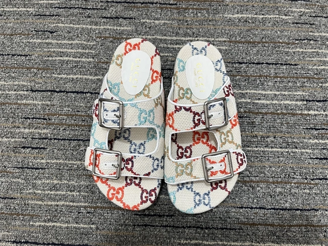 Chic Gucci Slide 388