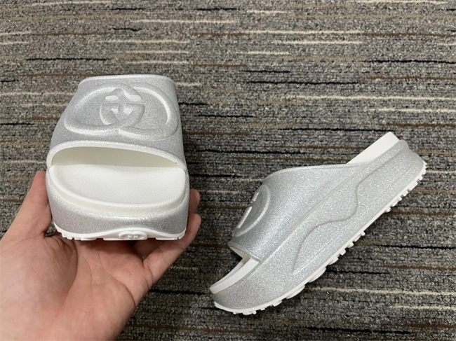 Gucci Slide Tailored 390