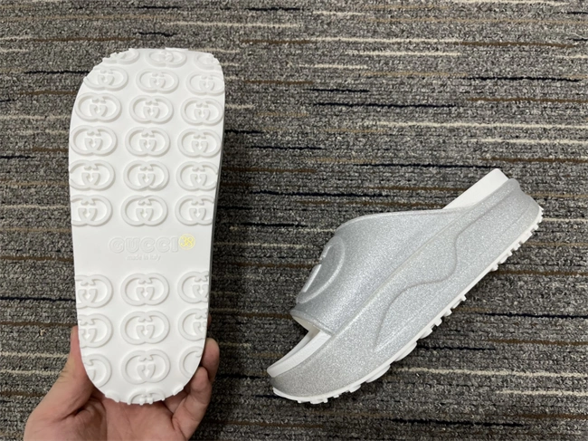 Gucci Slide Tailored 390