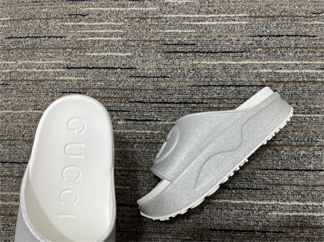 Gucci Slide Tailored 390