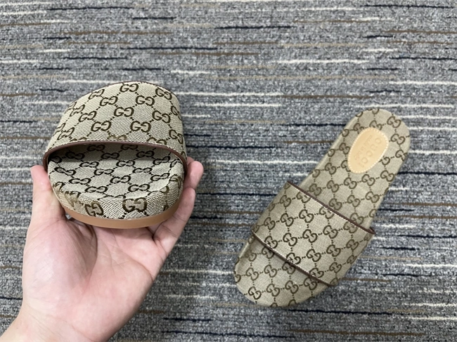 One Kick Durable Gucci Slide 394