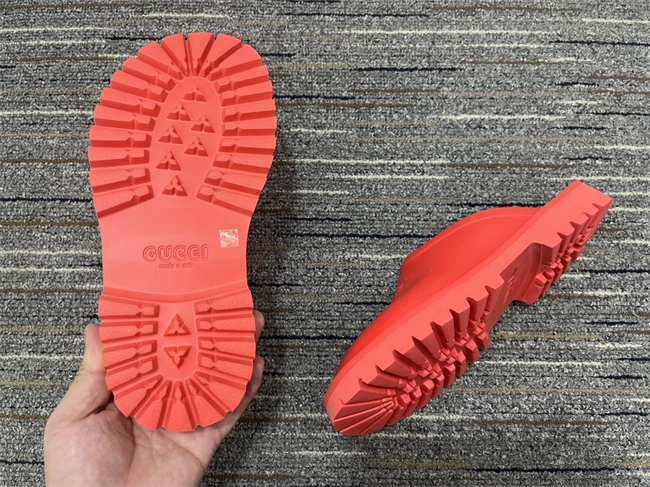 Gucci Slide QuickDry 399