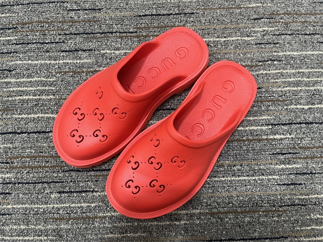 Gucci Slide QuickDry 399
