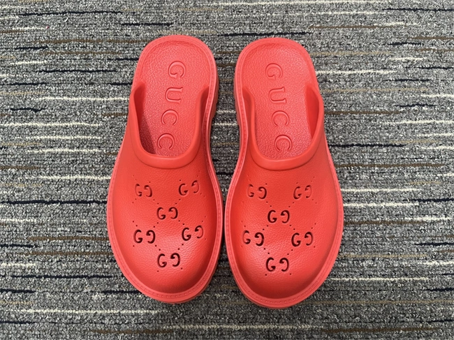 Gucci Slide QuickDry 399