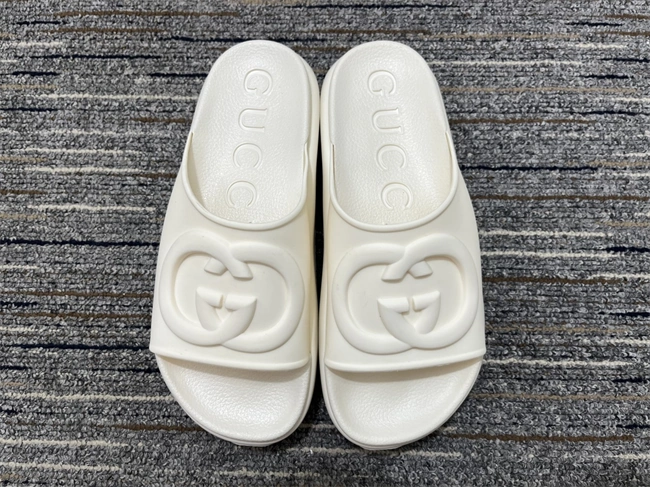 Gucci Slide Snug 400