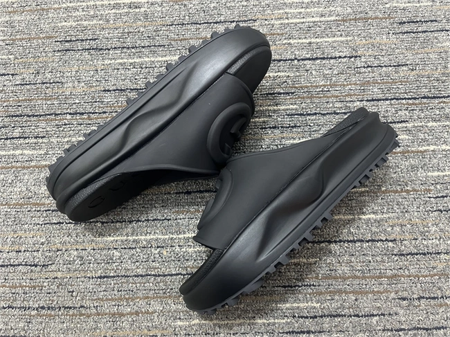MaikeSneakers Stretchable Gucci Slide 401
