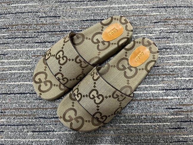 Breathable Gucci Slide 408
