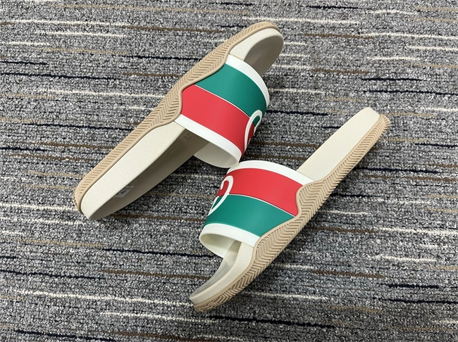 Gucci Slide Supportive 418