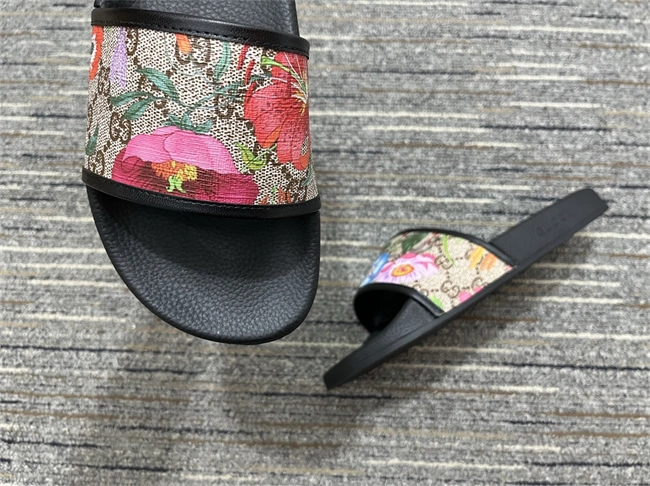 Gucci Slide TimelessDesign 434