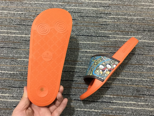 Gucci Slide Original 437