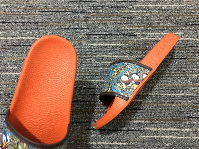 Gucci Slide Original 437