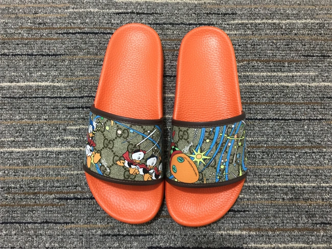 Gucci Slide Original 437