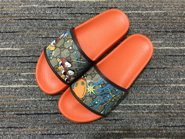 Gucci Slide Original 437