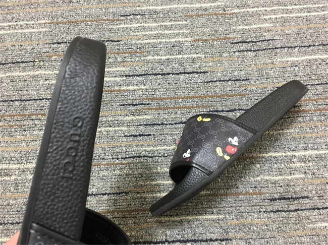 StreetReady Gucci Slide 438