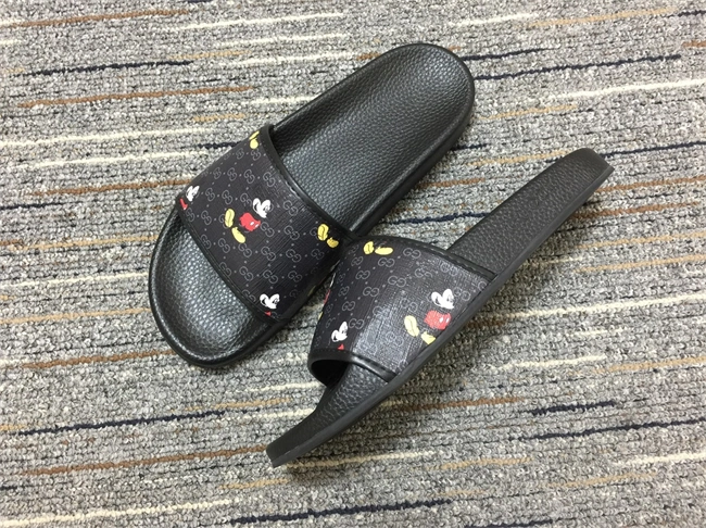 StreetReady Gucci Slide 438
