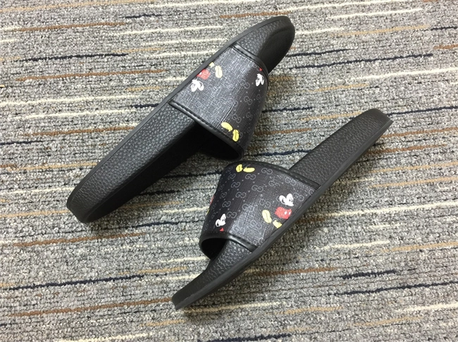 StreetReady Gucci Slide 438