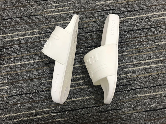Gucci Slide Unisex 441