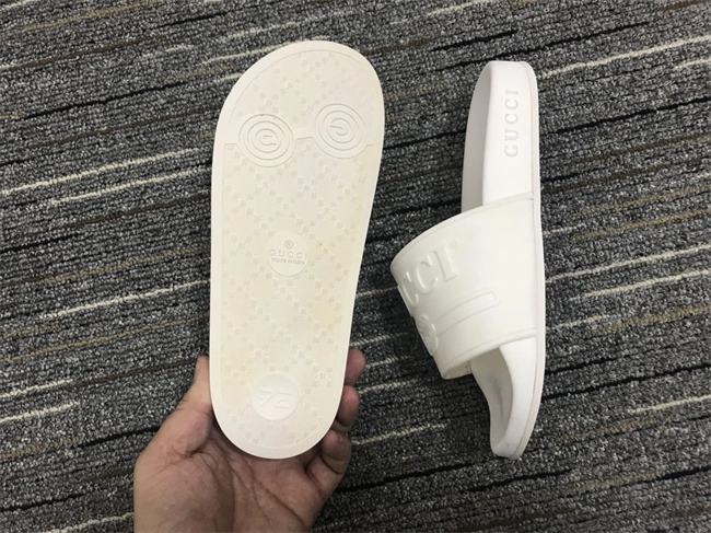 Gucci Slide Unisex 441