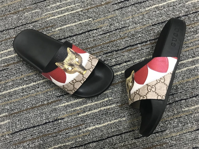 Gucci Slide Stylish 376