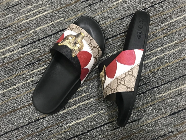 Gucci Slide Stylish 376