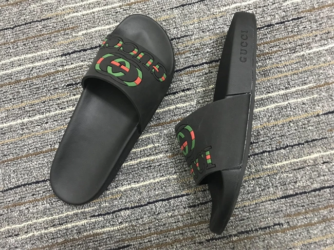 Cheap Husky ZipUp Gucci Slide 447
