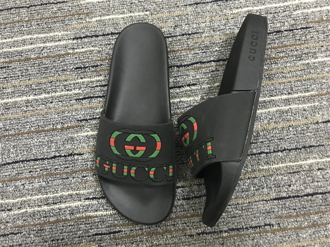 Cheap Husky ZipUp Gucci Slide 447