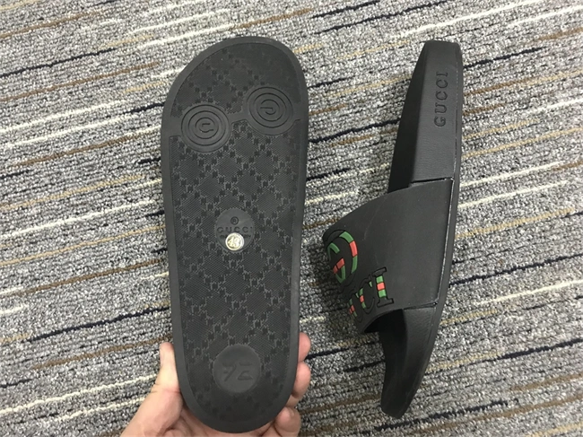 Cheap Husky ZipUp Gucci Slide 447