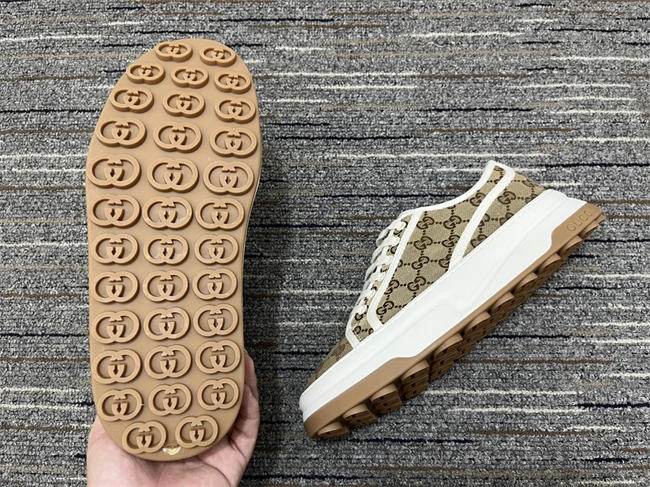Affordable Palace Gucci Tennis 1977 Sneaker FashionForward 68