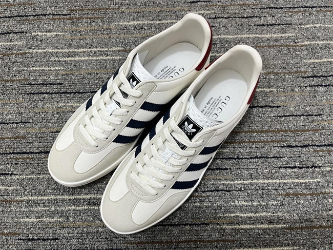 Flexible Gucci X Adidas 52